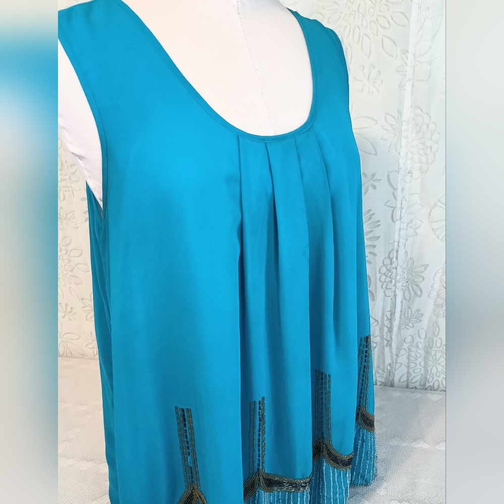 Little Mistress Beaded Embroidered 1920s Inspired Sleeveless Blouse - Picture 3 of 11